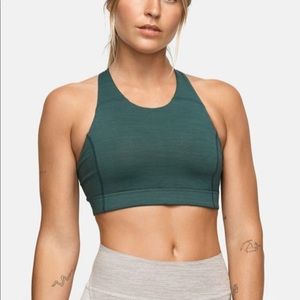 Outdoor Voices Key Bra Evergreen Size M